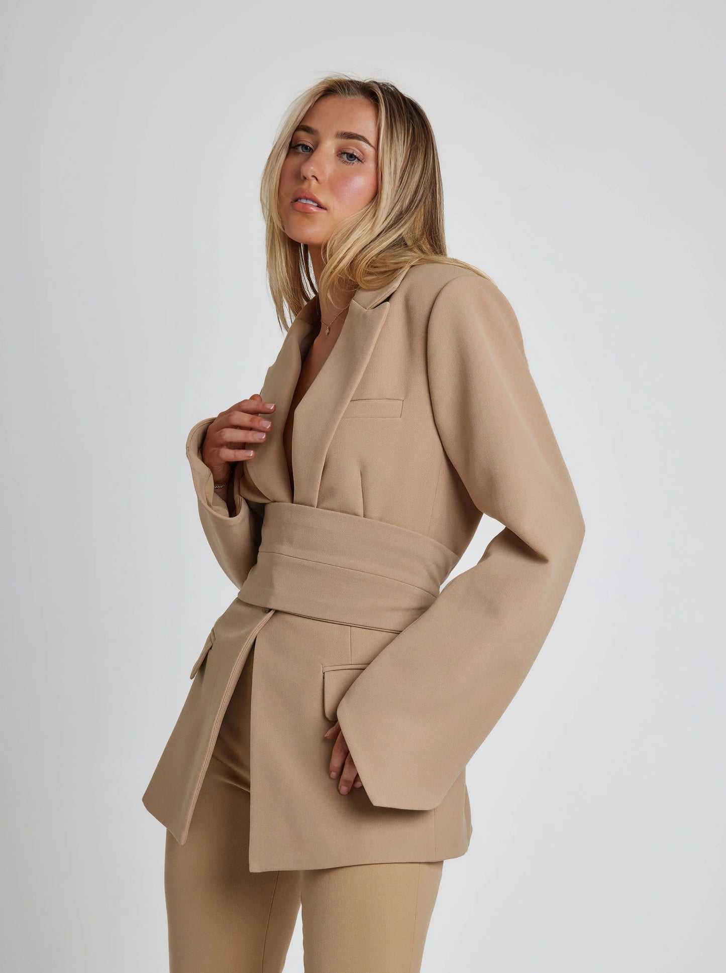 Elegant Blazer Dress with Belt | Noëlle