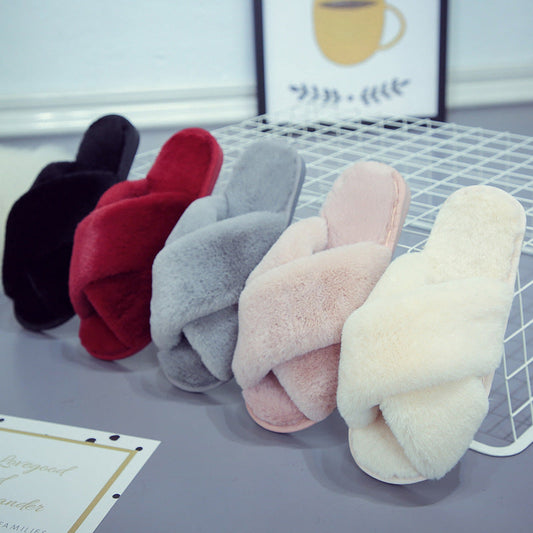 Pantofole in peluche morbido per il comfort quotidiano | Mira