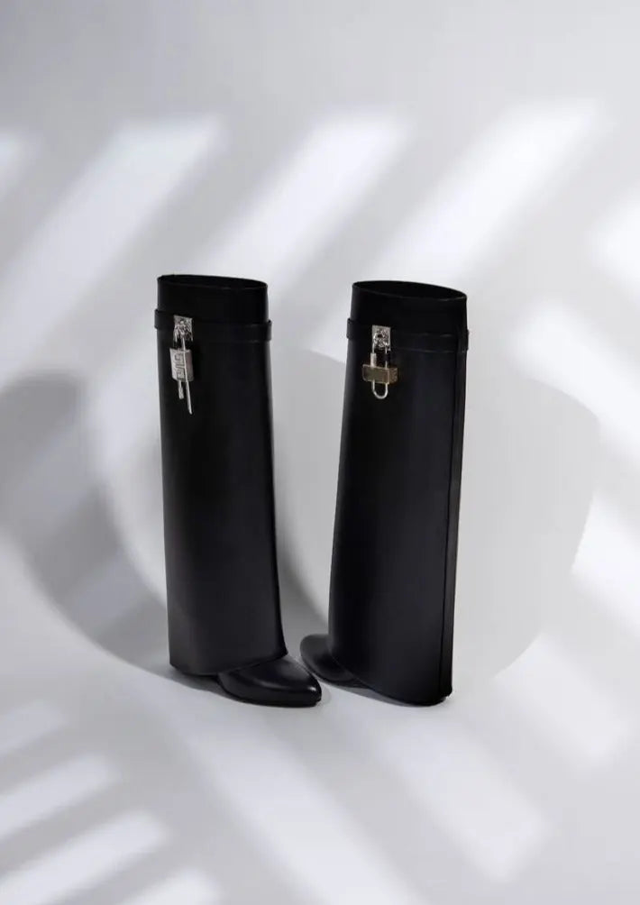 Elegant Leather Boots with Hidden Heel | Amara