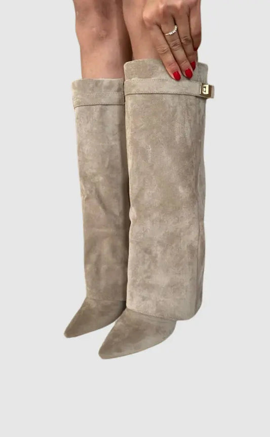 Elegant Knee-High Boots with Comfortable Fit | Yara