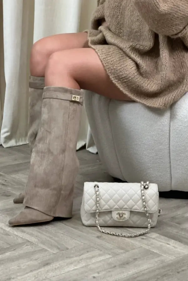 Elegant Knee-High Boots with Comfortable Fit | Yara