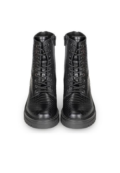 Stylish Ladies' Lace-Up Shoes with Python Pattern | Thalia